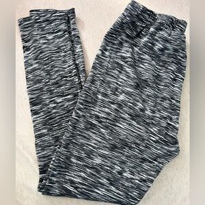 Black and White Striped Leggings Size XL